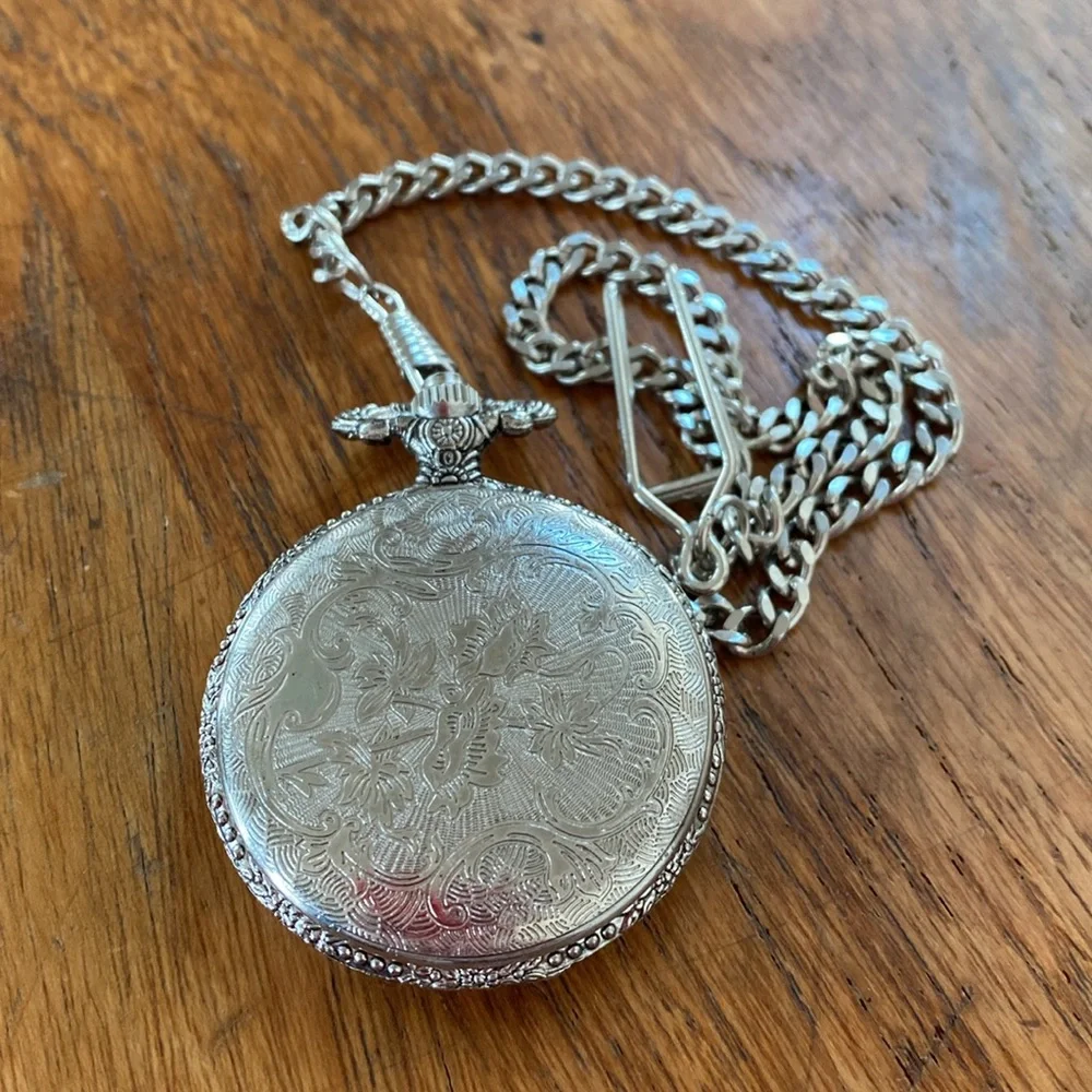 Essex Fish Pocketwatch - Picture 3 of 3